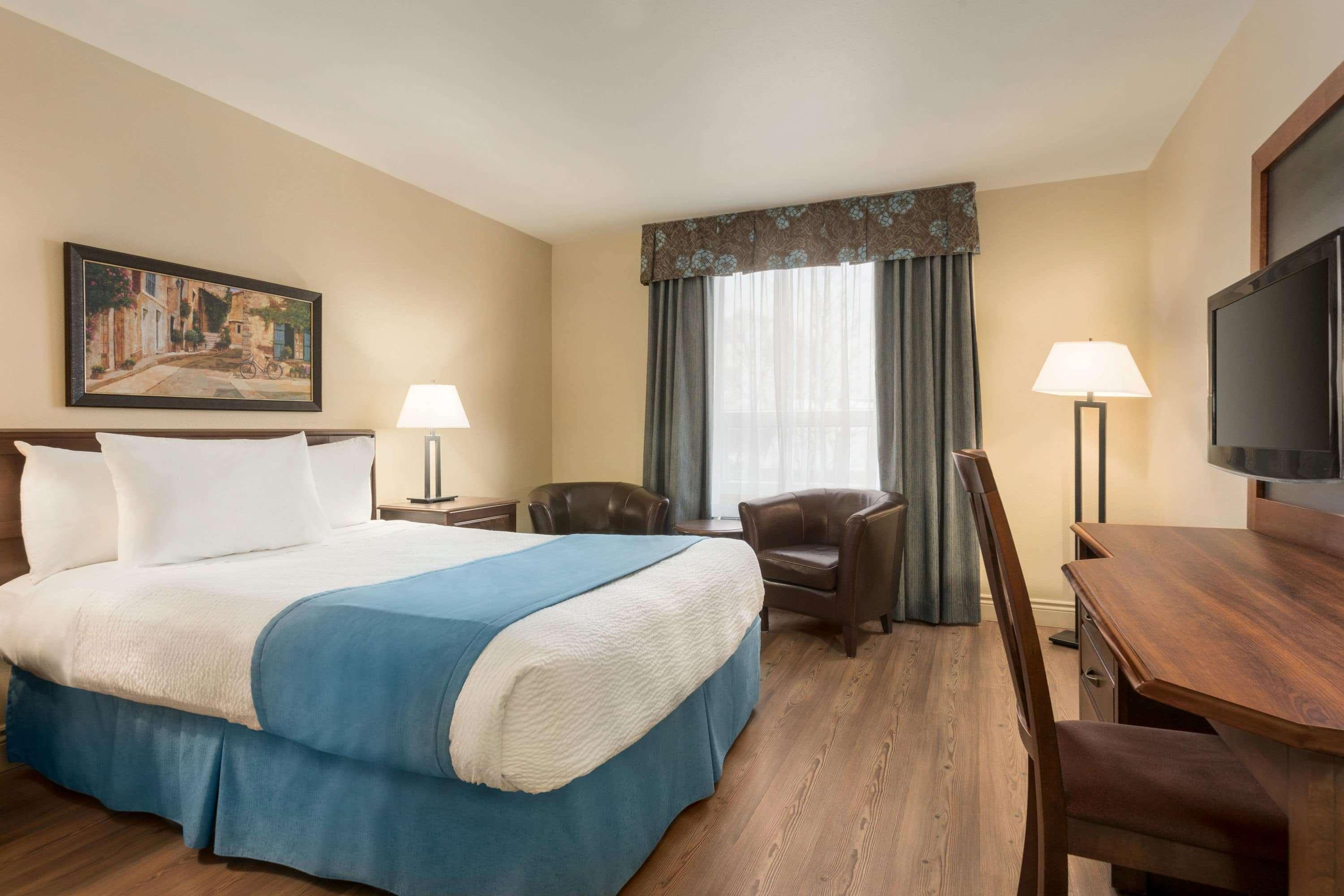 Days Inn By Wyndham Levis Ngoại thất bức ảnh
